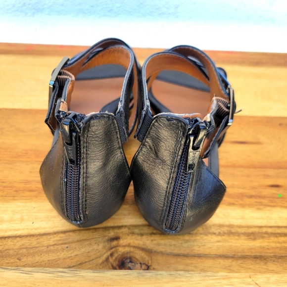 Euro Soft Vegan Leather Wedge Sandals Size 6.5 - Picture 15 of 16